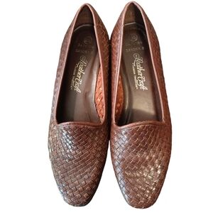 Leather Craft Sandra B braided woven leather brown loafers mint condition sz 8.5